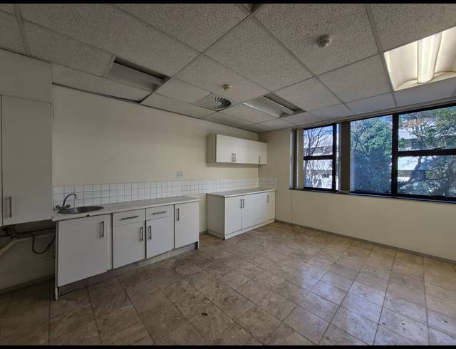 333M² OFFICE TO LET IN ROSEBANK